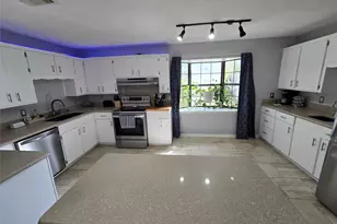 1014 W Wildwood Dr, Warren, TX 77663 - Photo 6