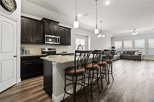 105 Melody Wy, Red Oak, TX 75154 - Photo 10