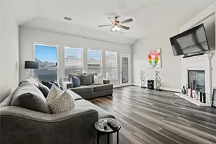 105 Melody Wy, Red Oak, TX 75154 - Photo 14