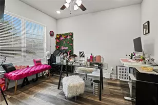 105 Melody Wy, Red Oak, TX 75154 - Photo 4