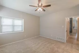 610 Canterbury St, Euless, TX 76039 - Photo 28