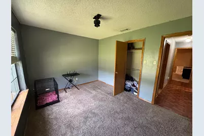 705 E James Street, Wills Point, TX 75169 - Photo 6