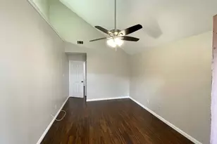 3147 Royal Gable Dr, Dallas, TX 75229 - Photo 14