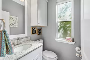 905 Poe St, Azle, TX 76020 - Photo 10