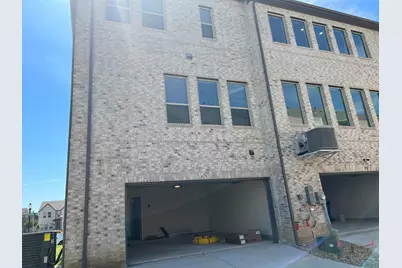 294 Ukiah Street, Lewisville, TX 75056 - Photo 2