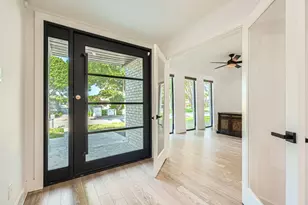 16212 Spring Creek Rd, Dallas, TX 75248 - Photo 4