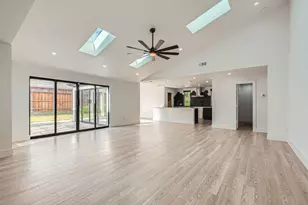 16212 Spring Creek Rd, Dallas, TX 75248 - Photo 6