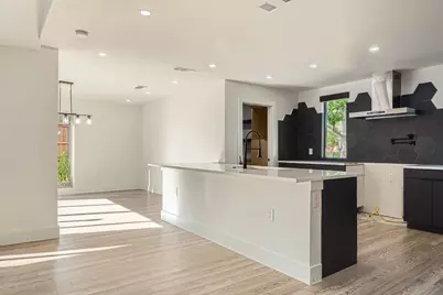 16212 Spring Creek Road, Dallas, TX 75248 - Photo 10