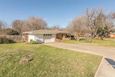 6956 Park Place Drive, Richland Hills, TX 76118 - Photo 2
