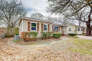 1035 Blaylock Cir S, Irving, TX 75061 - Photo 1