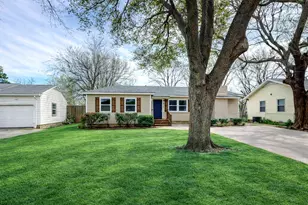 1035 Blaylock Cir S, Irving, TX 75061 - Photo 1