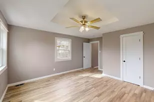 1035 Blaylock Cir S, Irving, TX 75061 - Photo 24