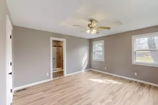 1035 Blaylock Cir S, Irving, TX 75061 - Photo 22