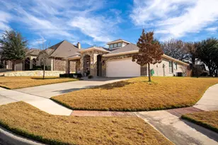 923 White Marlin Dr, Burleson, TX 76028 - Photo 38