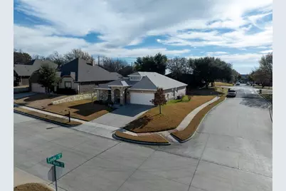 923 White Marlin Drive, Burleson, TX 76028 - Photo 4