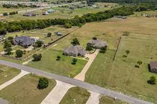 13025 Shadow Brook Ct, Terrell, TX 75160 - Photo 36