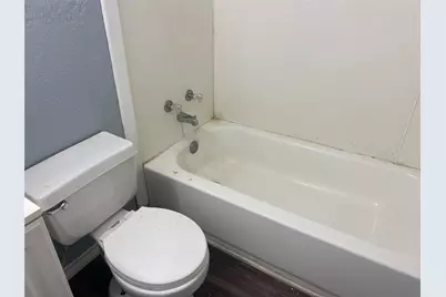 1006 S Throckmorton Street, Sherman, TX 75090 - Photo 8