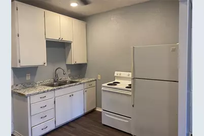 1006 S Throckmorton Street, Sherman, TX 75090 - Photo 16