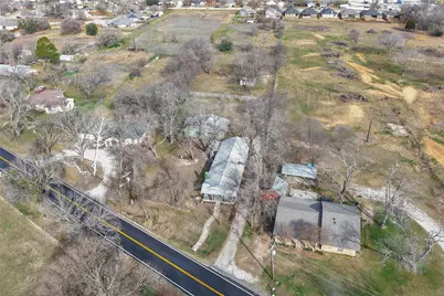 1705 E Bankhead Drive, Weatherford, TX 76086 - Photo 30