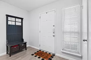 206 Nettletree St, Arlington, TX 76018 - Photo 2