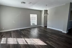 4729 Waterway Dr N, Fort Worth, TX 76137 - Photo 2