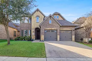 8732 James Dr, Lantana, TX 76226 - Photo 2