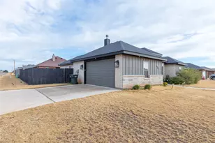 6909 Jennings Dr, Abilene, TX 79606 - Photo 2