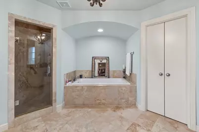 271 Casa Blanca Avenue, Fort Worth, TX 76107 - Photo 32