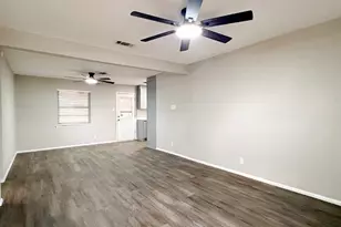 549 NW Hillery St, Burleson, TX 76028 - Photo 4