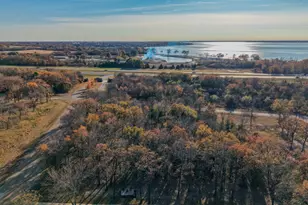 100 Oakmont Dr, Mabank, TX 75147 - Photo 16