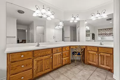 1689 W Tate Avenue, Robinson, TX 76706 - Photo 24