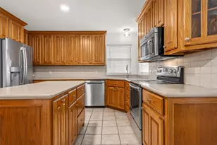 1689 W Tate Ave, Robinson, TX 76706 - Photo 12