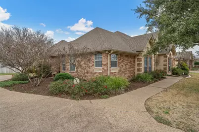 1689 W Tate Avenue, Robinson, TX 76706 - Photo 6