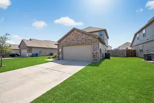 1405 Wentwood Dr, DeSoto, TX 75115 - Photo 4