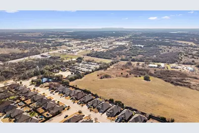 134 Donna Circle, Granbury, TX 76049 - Photo 40