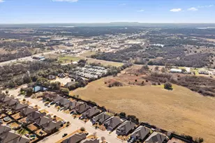 134 Donna Cir, Granbury, TX 76049 - Photo 40