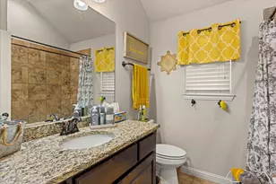 134 Donna Cir, Granbury, TX 76049 - Photo 18