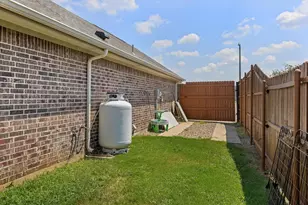 134 Donna Cir, Granbury, TX 76049 - Photo 30
