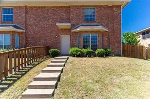 1953 Timber Oaks Dr, Garland, TX 75040 - Photo 2