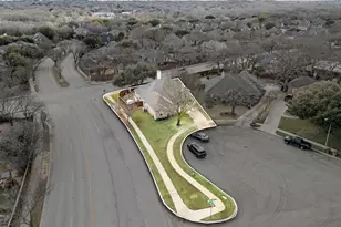 2640 Wickersham Ct, Grapevine, TX 76051 - Photo 4