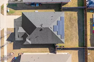 701 Gallop Dr, Princeton, TX 75407 - Photo 2