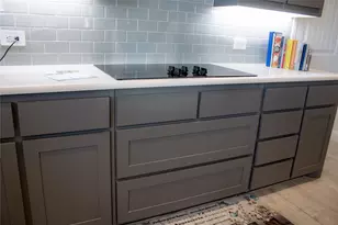 642 Sandiford Ct, Mansfield, TX 76063 - Photo 8