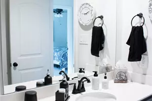 642 Sandiford Ct, Mansfield, TX 76063 - Photo 24