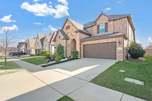 1113 15th St, Argyle, TX 76226 - Photo 2