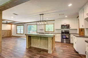 3910 Highland Dr, Lone Oak, TX 75453 - Photo 6