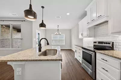 6317 Red Cliff Drive, Fort Worth, TX 76179 - Photo 10