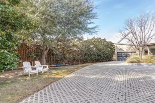 3803 Emil Ct, Dallas, TX 75209 - Photo 34