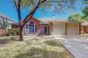 5425 Bryce Canyon Dr, Fort Worth, TX 76137 - Photo 2
