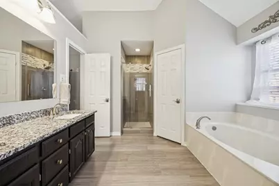 6641 Sunny Hill Drive, Watauga, TX 76148 - Photo 14