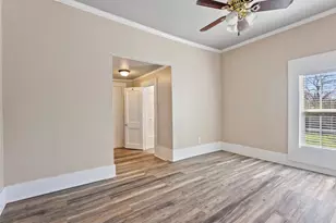 415 W Jefferson St, Waxahachie, TX 75165 - Photo 10